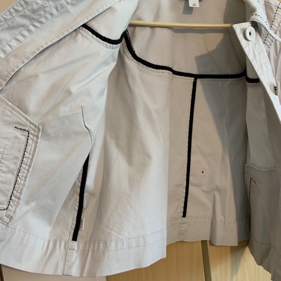 Ann Taylor Loft Off-White Jacket with Black Trim - Picture 8 of 12